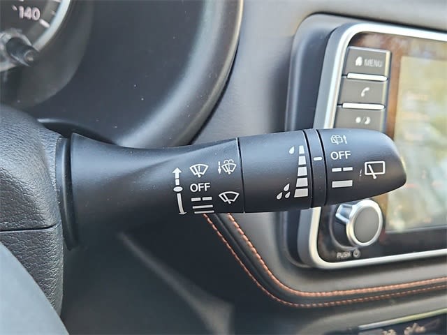 Thumbnail: 2020 Nissan Kicks - 14