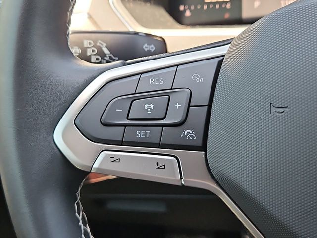 Thumbnail: 2022 Volkswagen Tiguan - 28