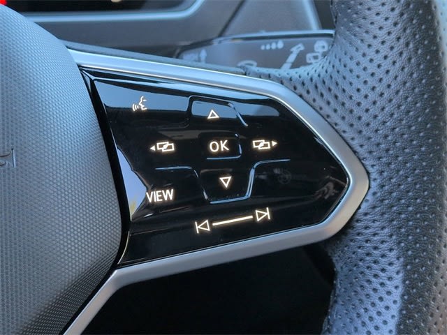 Thumbnail: 2023 Volkswagen Tiguan - 33