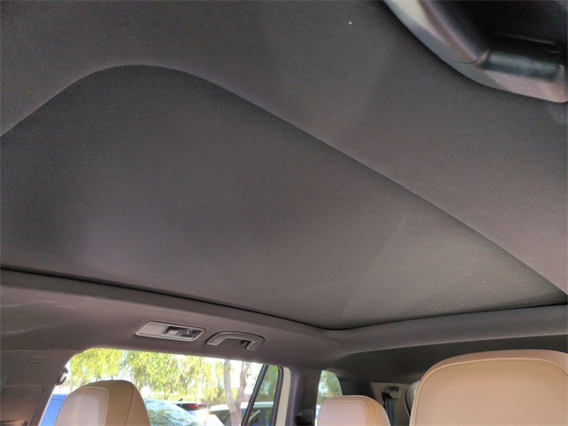 Thumbnail: 2023 Volkswagen Tiguan - 28