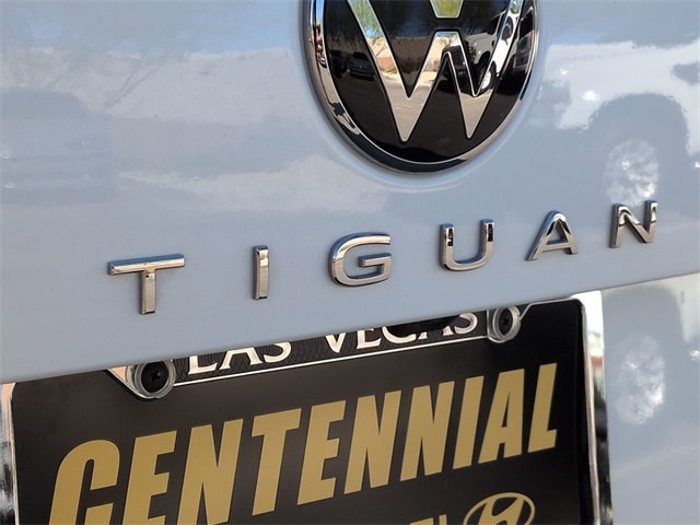 Thumbnail: 2023 Volkswagen Tiguan - 26