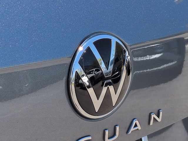 Thumbnail: 2023 Volkswagen Tiguan - 7