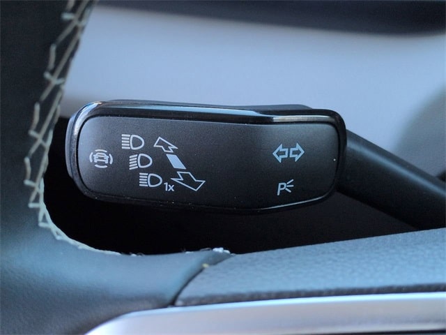 Thumbnail: 2022 Volkswagen Taos - 15