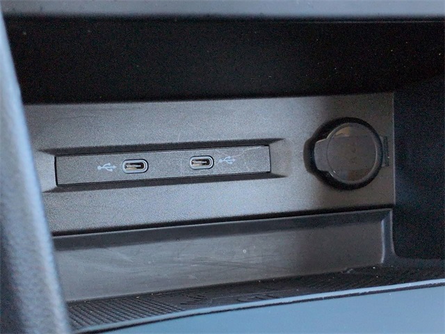 Thumbnail: 2022 Volkswagen Taos - 38