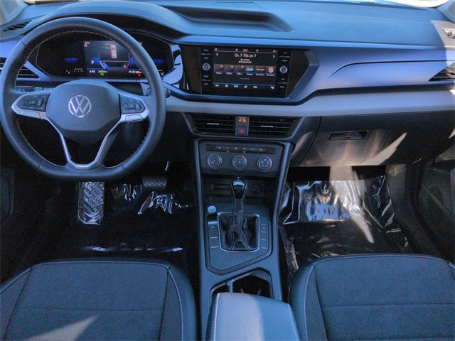 Thumbnail: 2022 Volkswagen Taos - 10