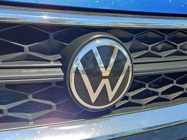 Thumbnail: 2022 Volkswagen Taos - 7