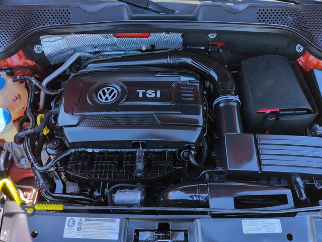 Thumbnail: 2016 Volkswagen Beetle - 9