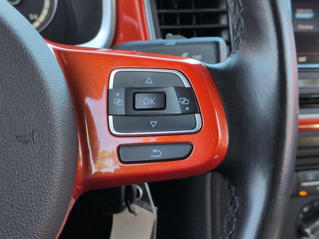 Thumbnail: 2016 Volkswagen Beetle - 27