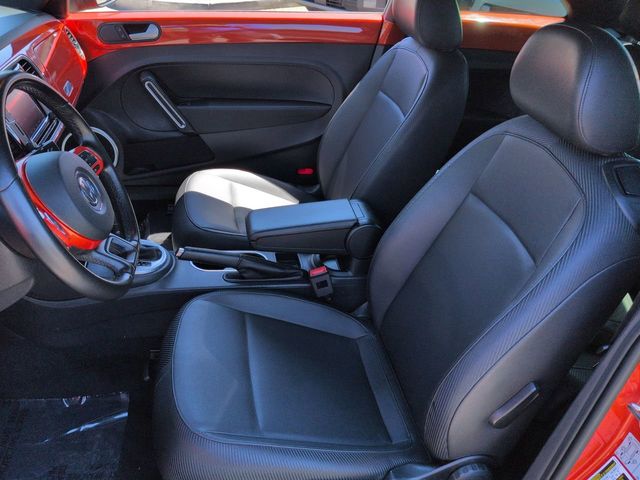 Thumbnail: 2016 Volkswagen Beetle - 11
