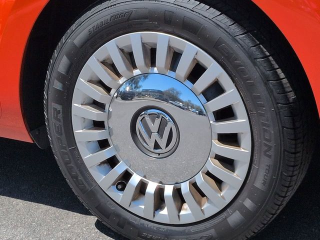Thumbnail: 2016 Volkswagen Beetle - 8