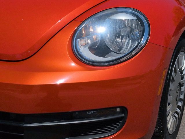 Thumbnail: 2016 Volkswagen Beetle - 22