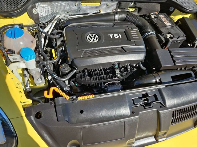 Thumbnail: 2014 Volkswagen Beetle - 8