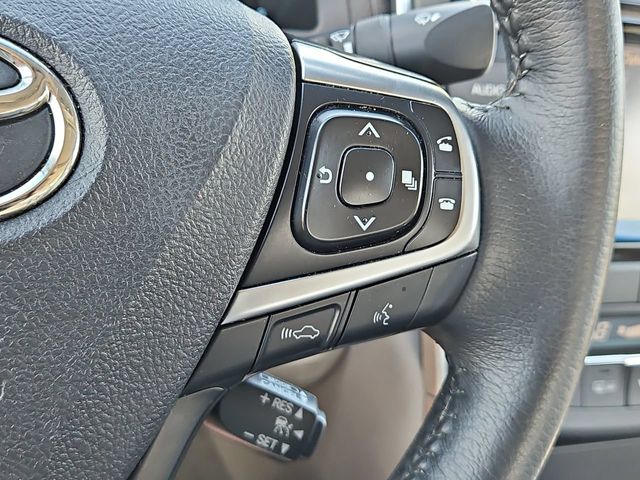 Thumbnail: 2017 Toyota Camry - 30