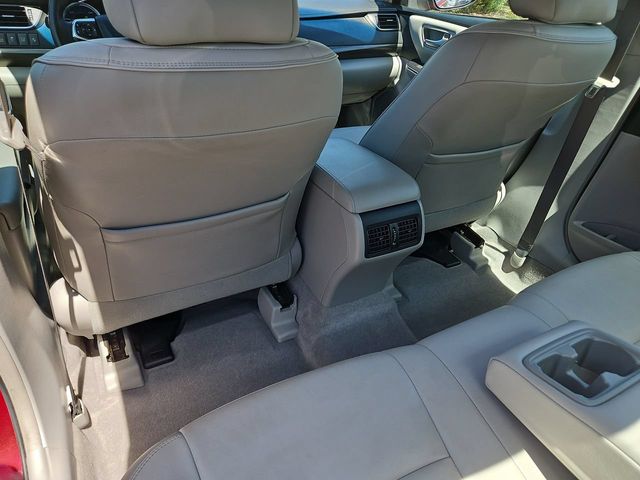 Thumbnail: 2017 Toyota Camry - 11