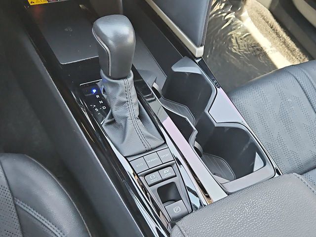 Thumbnail: 2025 Toyota Camry - 34