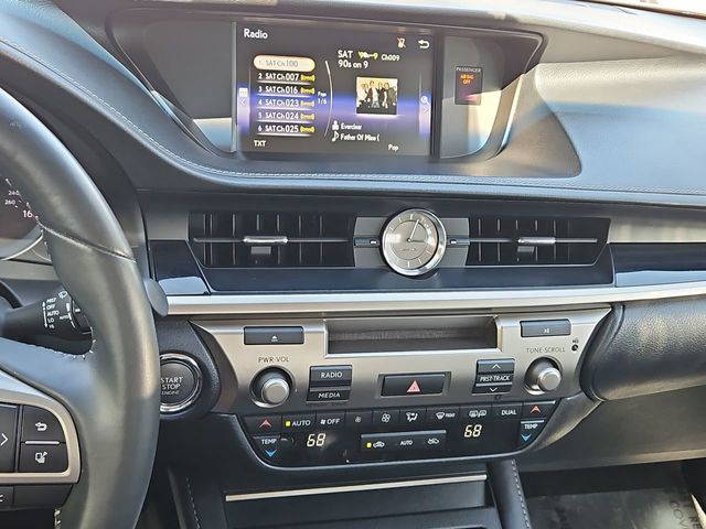 Thumbnail: 2017 Lexus ES - 15