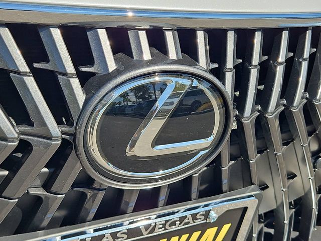 Thumbnail: 2023 Lexus ES - 9