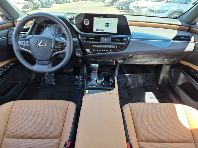Thumbnail: 2023 Lexus ES - 10