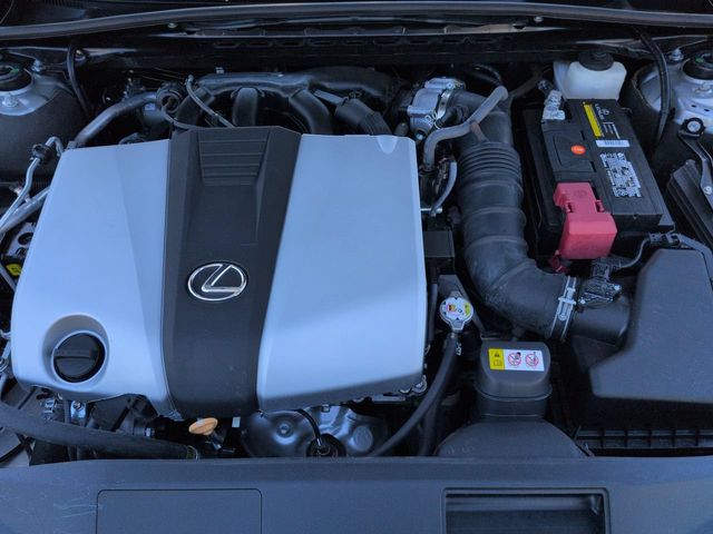 Thumbnail: 2023 Lexus ES - 9