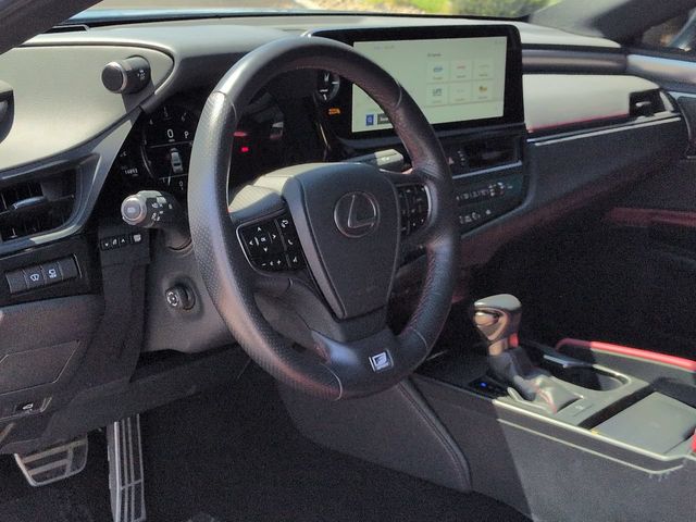 Thumbnail: 2023 Lexus ES - 2