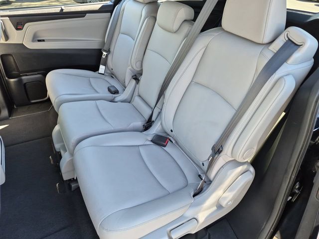 Thumbnail: 2019 Honda Odyssey - 13