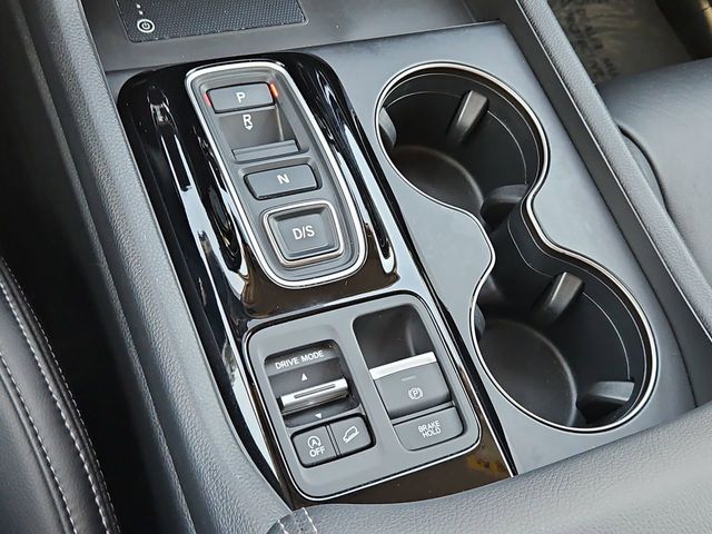 Thumbnail: 2024 Honda Pilot - 16