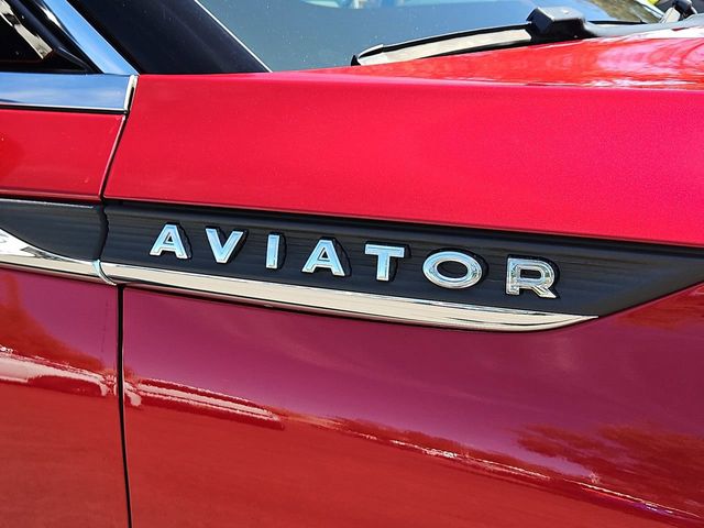 Thumbnail: 2020 Lincoln Aviator - 25