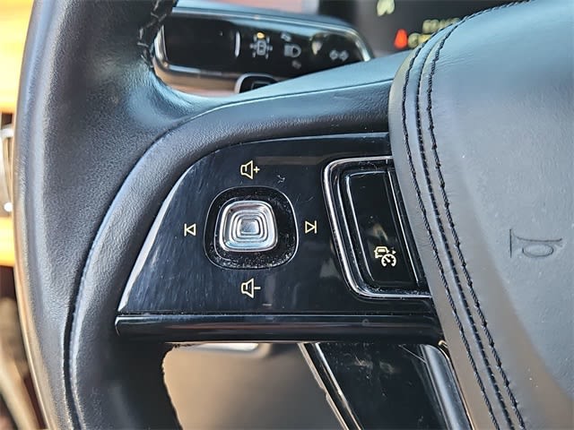 Thumbnail: 2023 Lincoln Aviator - 29