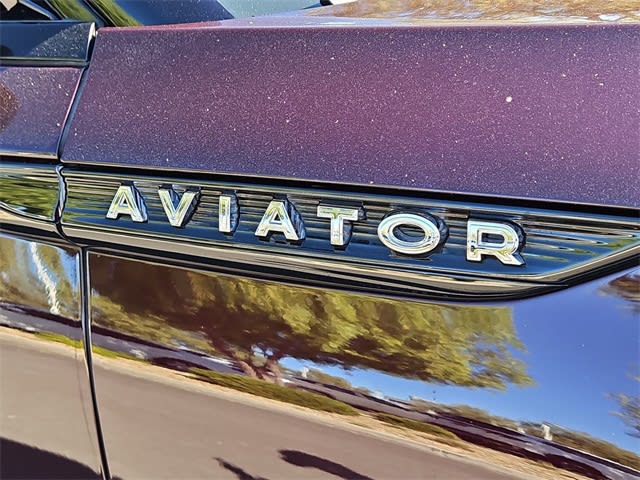 Thumbnail: 2023 Lincoln Aviator - 6