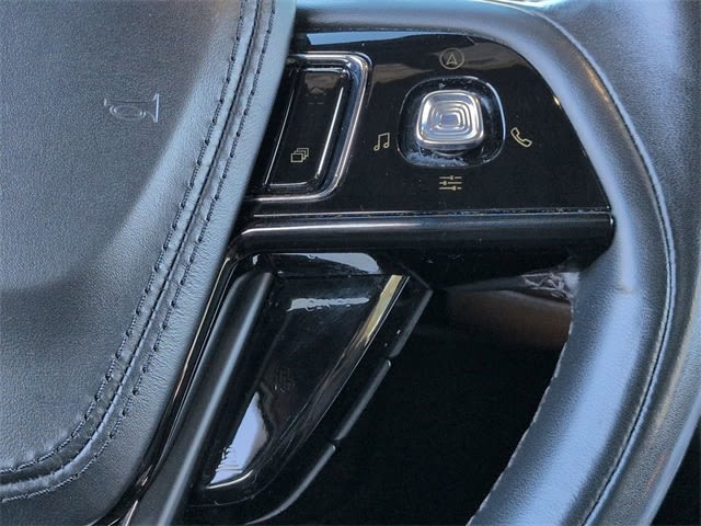 Thumbnail: 2022 Lincoln Aviator - 31