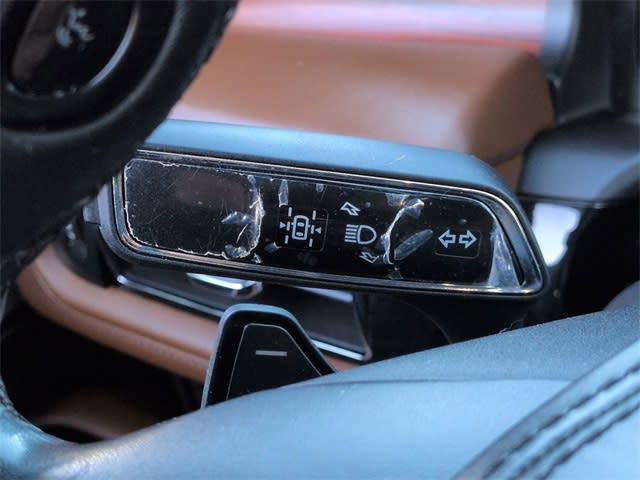 Thumbnail: 2022 Lincoln Aviator - 33