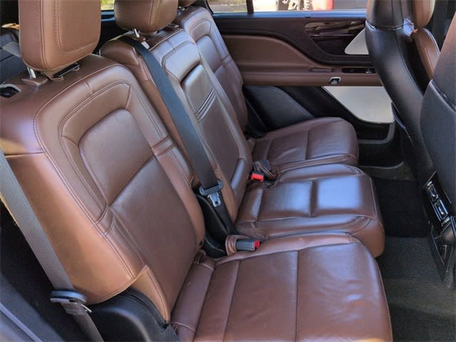 Thumbnail: 2022 Lincoln Aviator - 28