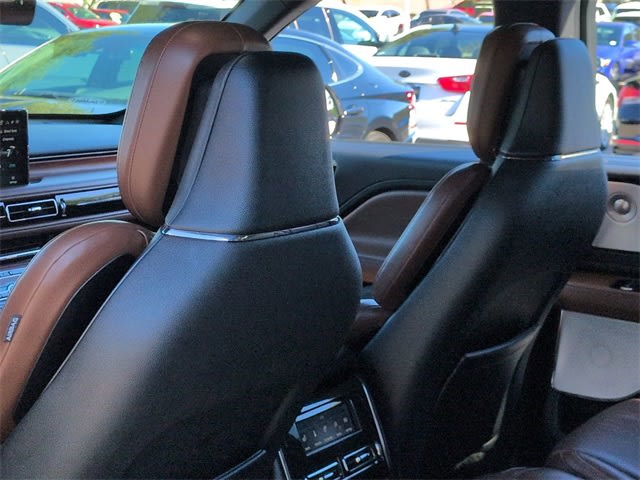 Thumbnail: 2022 Lincoln Aviator - 13