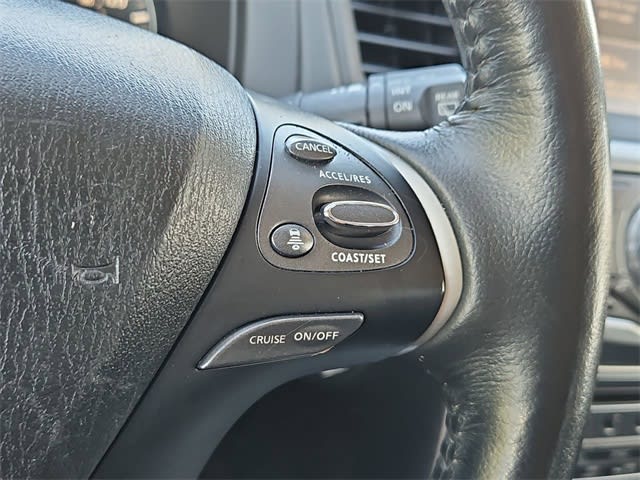 Thumbnail: 2020 Nissan Pathfinder - 31