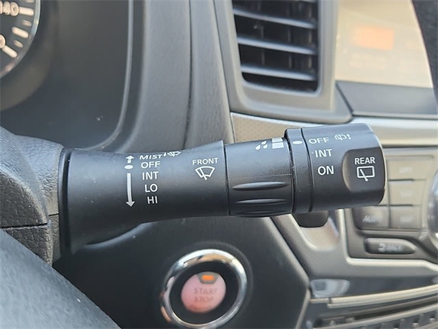 Thumbnail: 2020 Nissan Pathfinder - 16