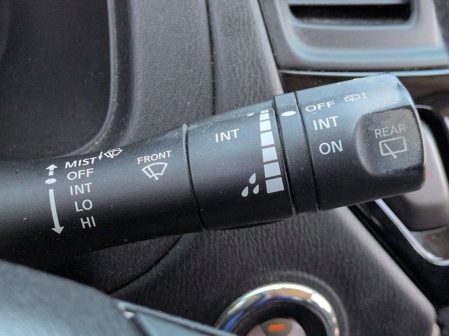 Thumbnail: 2017 Nissan Pathfinder - 16
