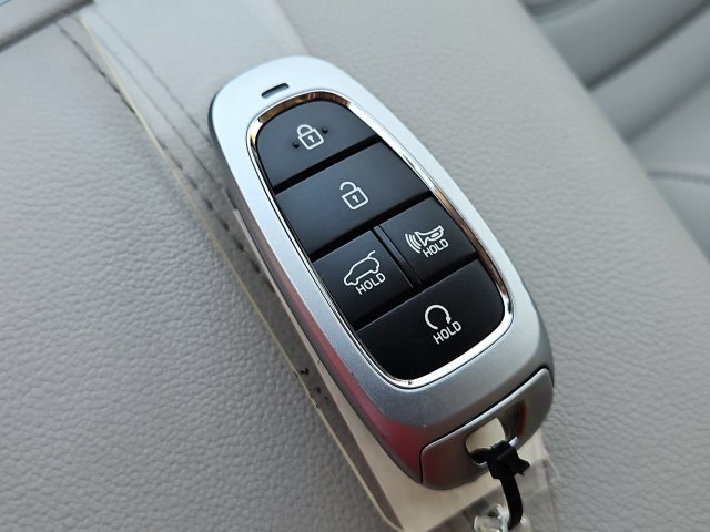 Thumbnail: 2024 Hyundai Tucson - 19