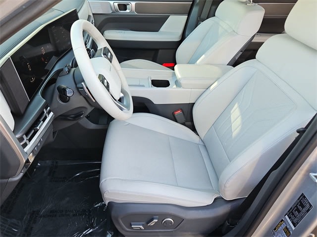 Thumbnail: 2025 Hyundai Santa Fe - 11