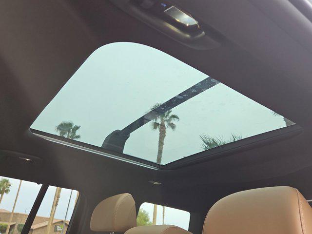 Thumbnail: 2025 Hyundai Santa Fe - 24