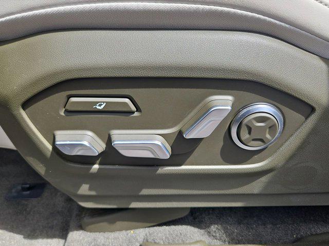 Thumbnail: 2025 Hyundai Santa Fe - 26