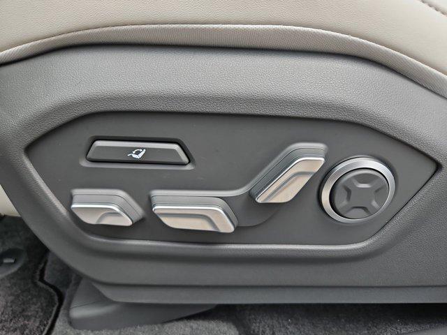 Thumbnail: 2027 Hyundai Santa Fe - 25