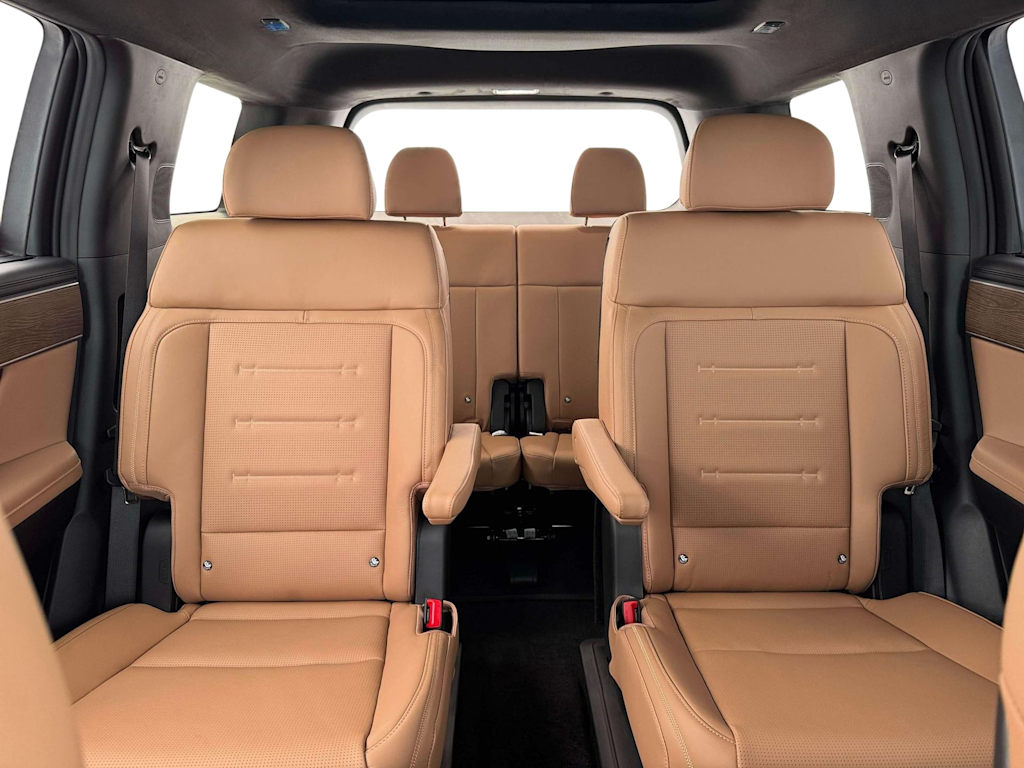 Thumbnail: 2026 Hyundai Santa Fe - 8