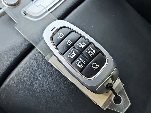 Thumbnail: 2023 Hyundai Santa Fe - 20