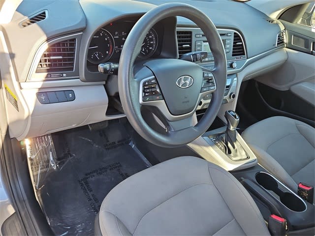 2018 Hyundai Elantra SE 2