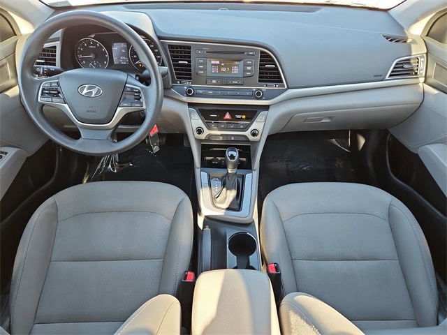 2018 Hyundai Elantra SE 10