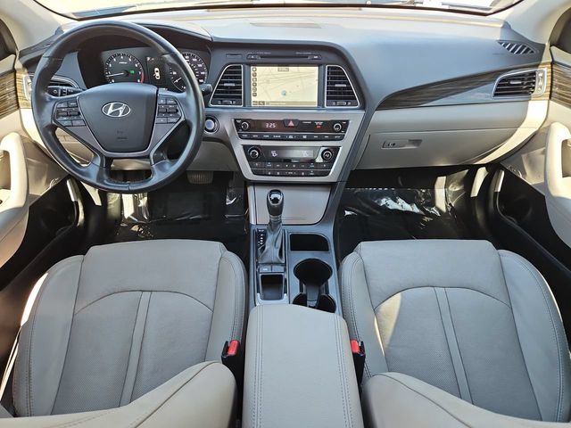 Thumbnail: 2016 Hyundai Sonata - 10