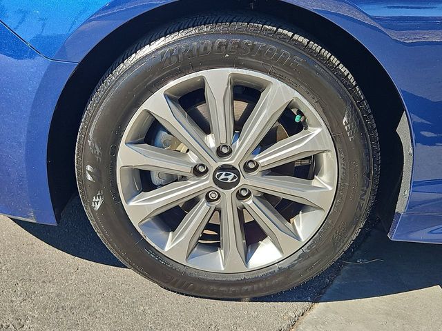 Thumbnail: 2016 Hyundai Sonata - 8