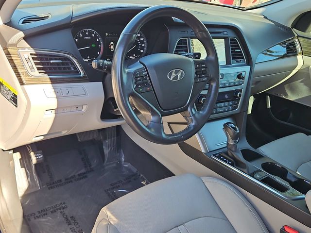 Thumbnail: 2016 Hyundai Sonata - 2
