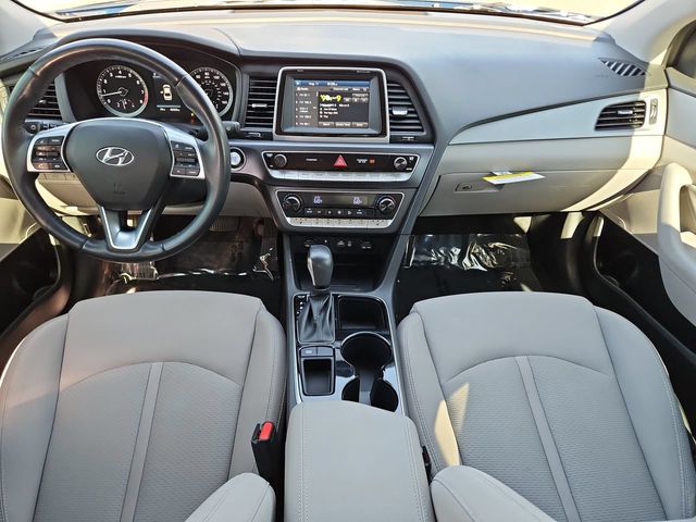 Thumbnail: 2019 Hyundai Sonata - 9