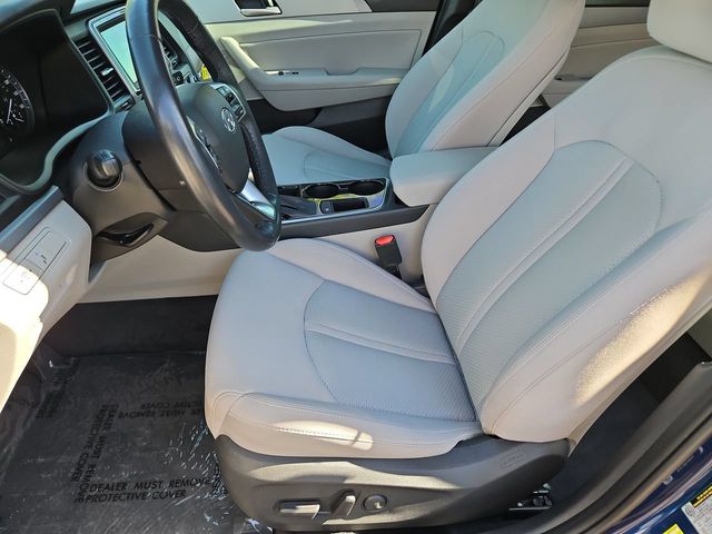 Thumbnail: 2019 Hyundai Sonata - 10